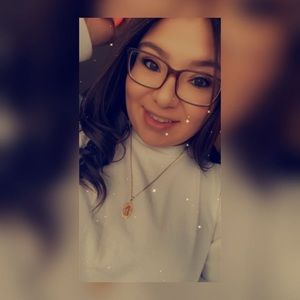 Meet your Posher, Jocelyn